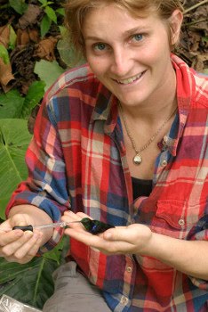 Feeding a hummingbird during my dissertation research. Parque Nacional Manu, 2013. 