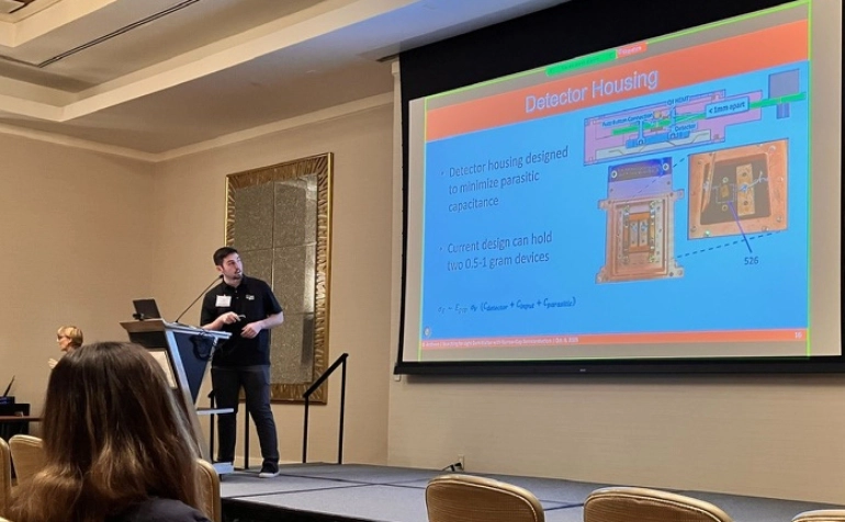 Physics undergraduate presents at the 2025 Coordinating Panel for Advanced Detectors workshop 