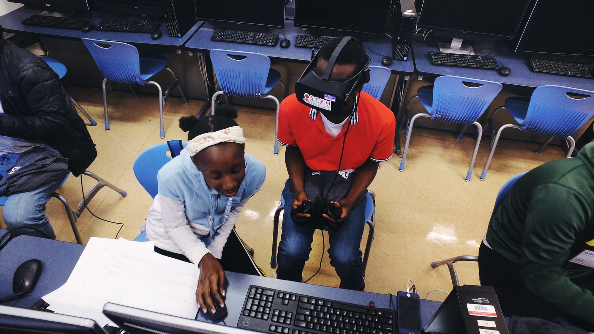 Students participating in CSUEB's virtual reality camp