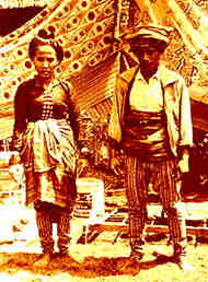 Yakan people in traditional clothing
