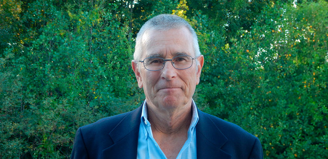 Dr. Joe Knapik