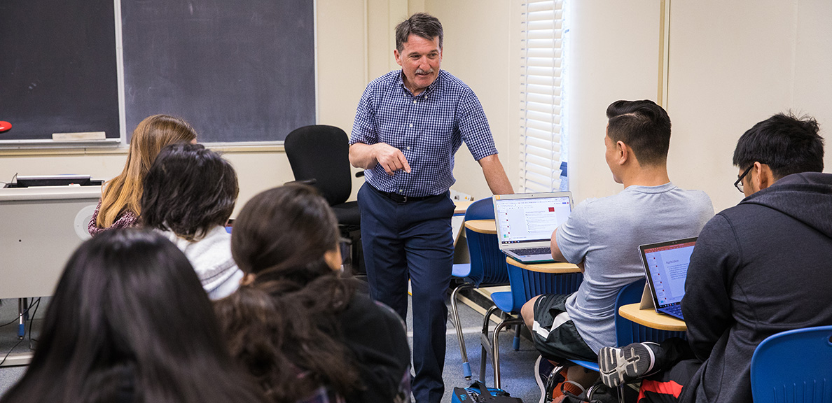 Professor instructs students