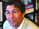 Thumbnail for the headline Stephen Gutierrez named 2010-11 Phillips Outstanding Professor