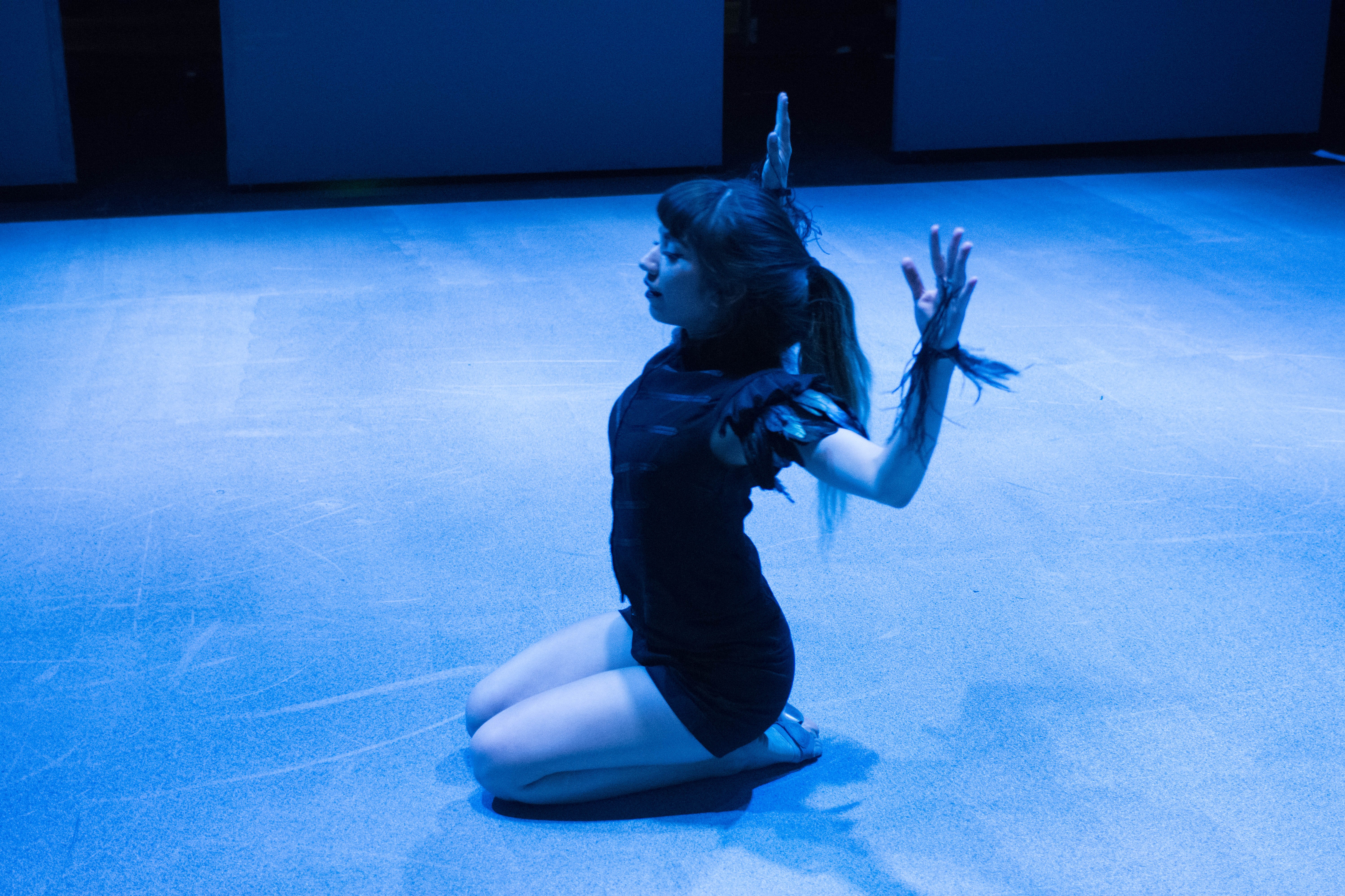 woman dancing